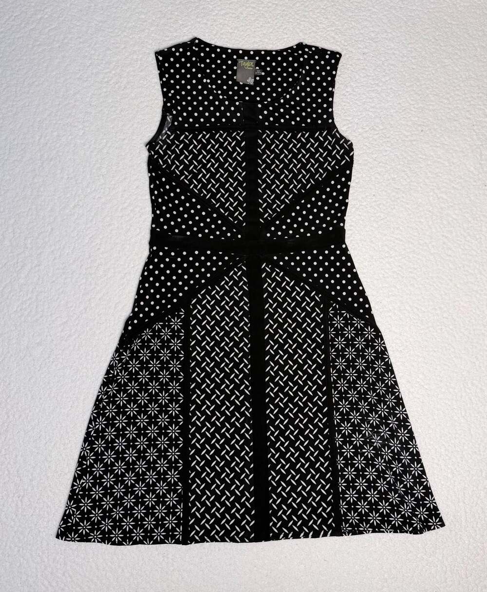 Taylor Petite Mixed Print Sleeveless Fit & Flare Dress Size 2P